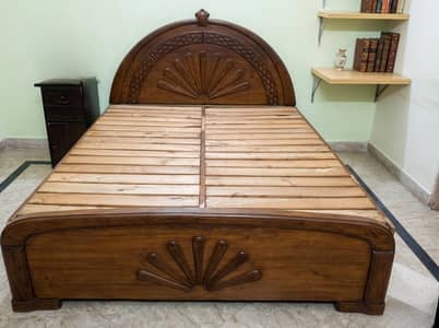 Bedroom Set for Sale – Bed, Side Tables & Dressing | Great Condition