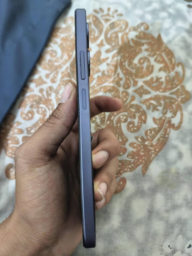 Note 60 4+8/128 2
