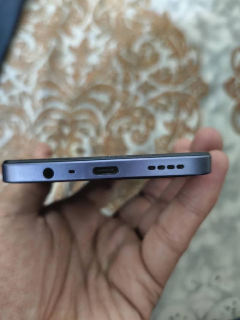 Note 60 4+8/128 4
