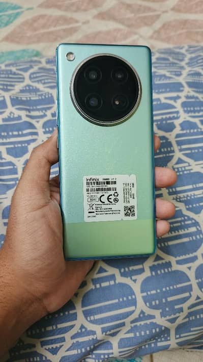 Infinix Zero 40 4g(8GB / 256GB) – Under Warranty