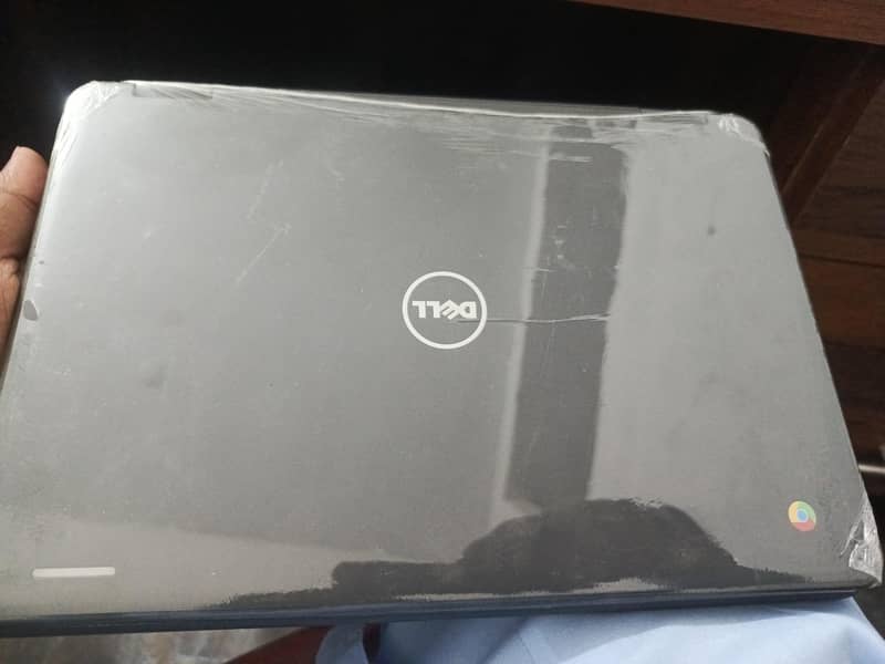 Chromebook 0
