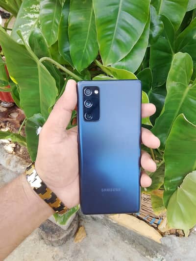 Samsung Galaxy S20Fe 5G Wala ha only phone