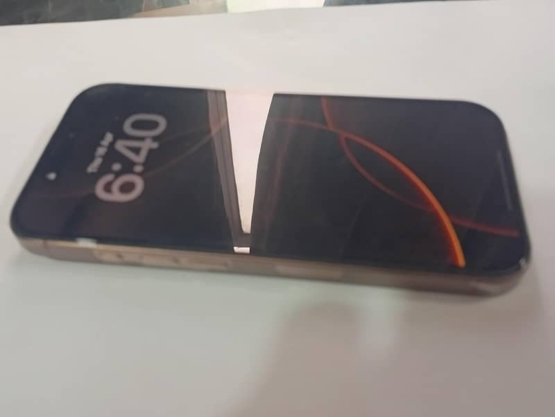 iphone 16 pro 8