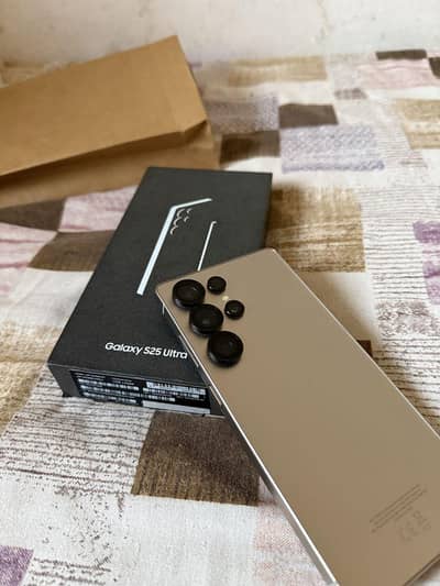 Samsung Galaxy S25 Ultra 12GB/256GB Global Variant (Dual Physical SIM)
