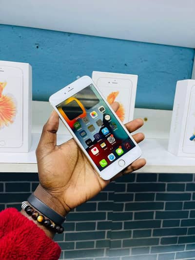 Iphone 6 s puls 128 GB my WhatsApp number 03703659905