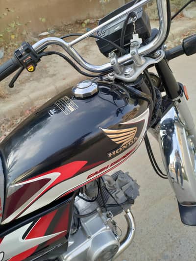 Honda cd70 2025