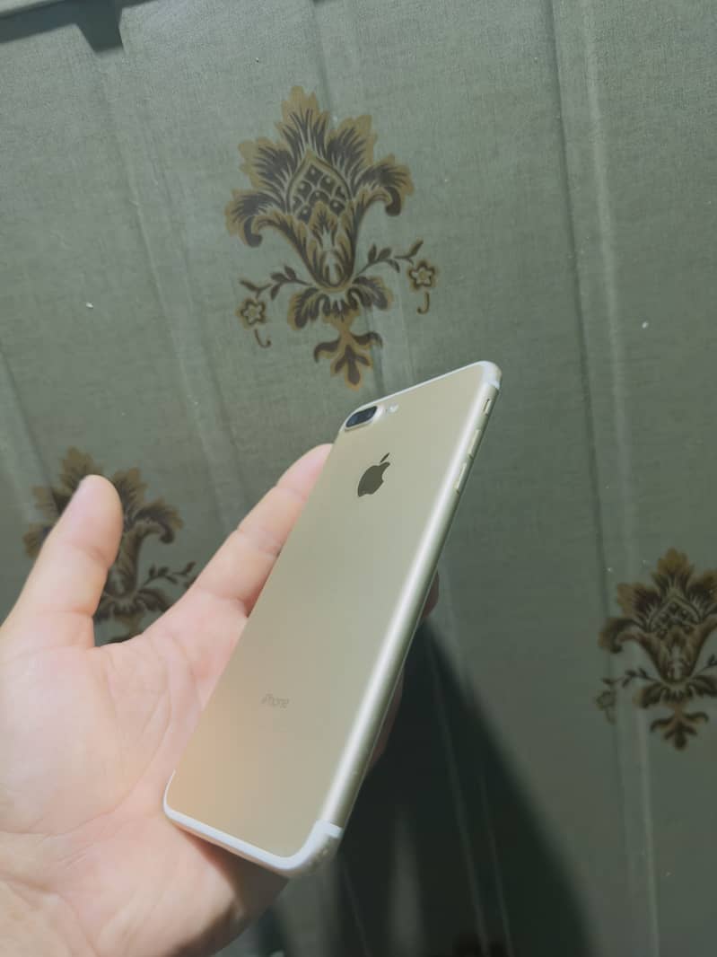 Iphone 7 plus 1