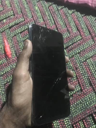 Vivo Y17 all ok hai buss front se thorny sy scratches hai ram 4 64 min