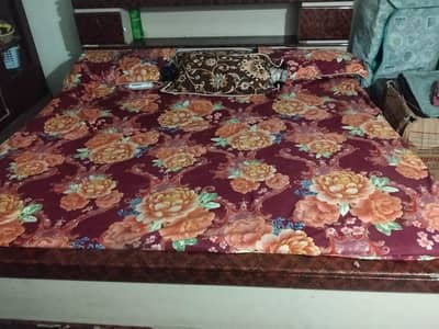 Double bed for sell.   madi in Farmika