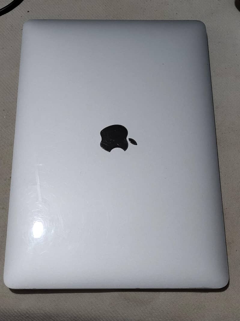 MacBook pro 2017 0