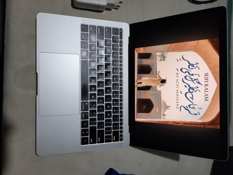 MacBook pro 2017 3
