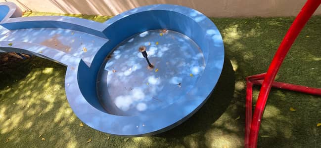 Custom made Fiber Glass Water Table | swimimg | pool