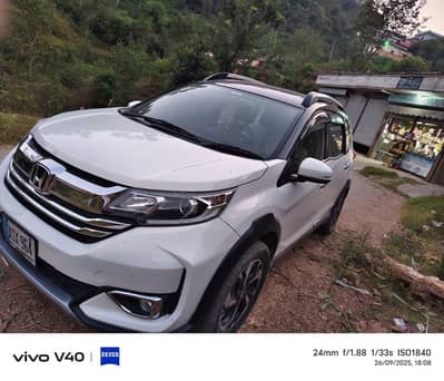 Selling Honda BRV