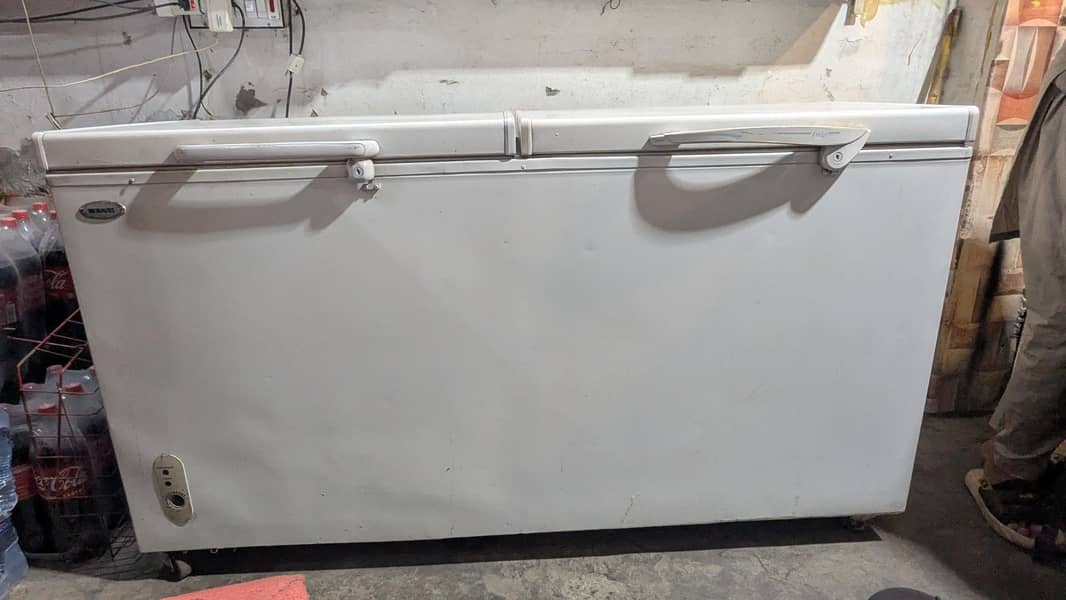 waves double door fridge 0