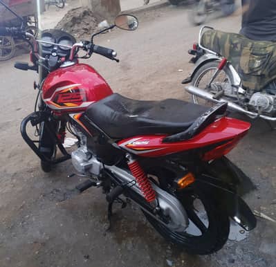 Honda CB125F Red Color Urgent sale
