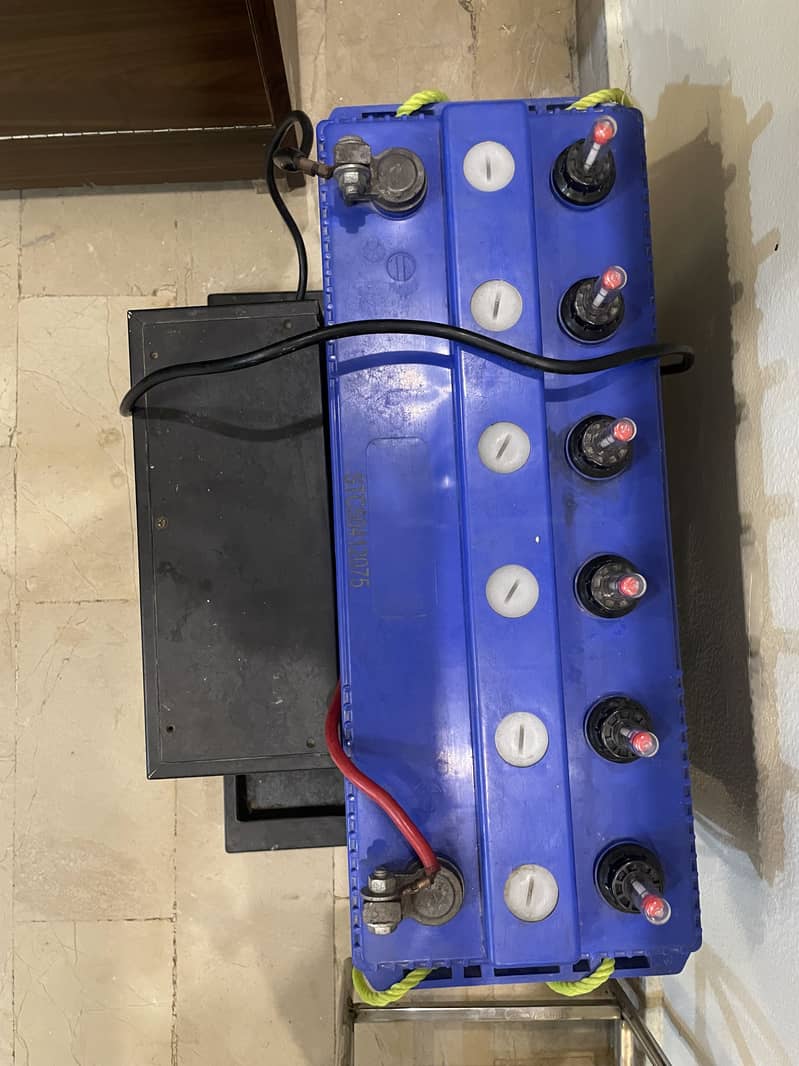 Ups with Battery 1