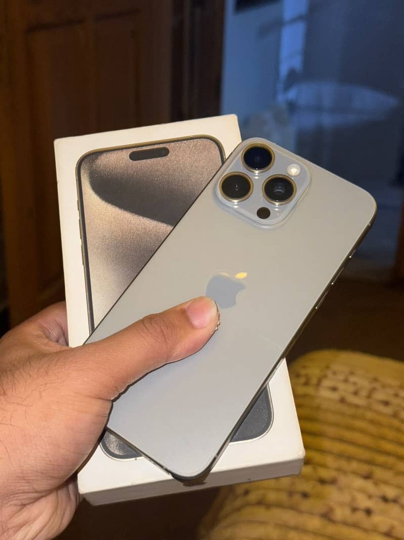 Iphone 15 pro max 1