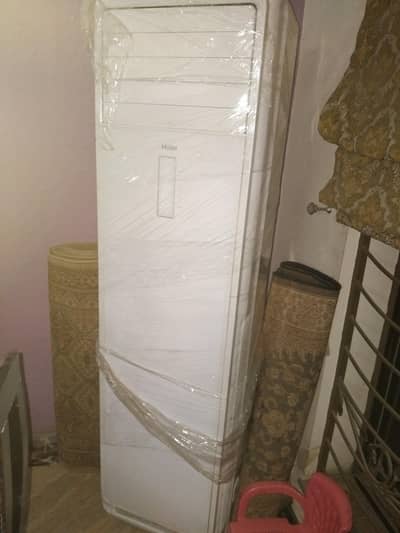 Haier cabinet HPU-24C03 2ton 4-5 times used only
