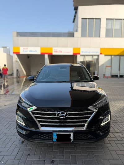 Hyundai Tucson 1 door half paint FWD BLACK