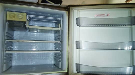 Used Refrigerator for Sale – Premier Series 16 Cubic Feet (Full size)