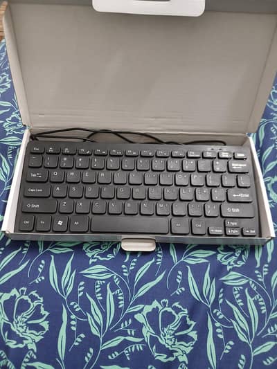 Slim Wired Keyboard