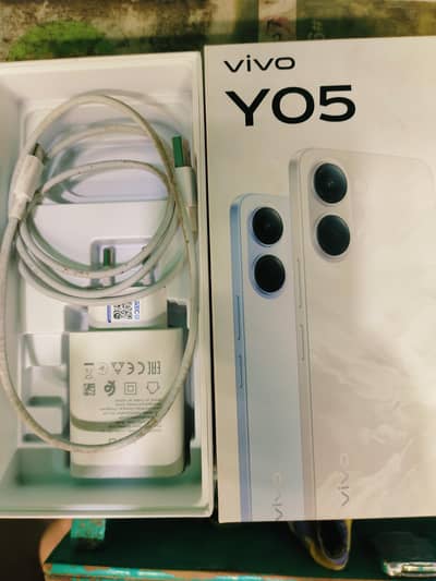 vivo y05 full warranty just box opne 4/64