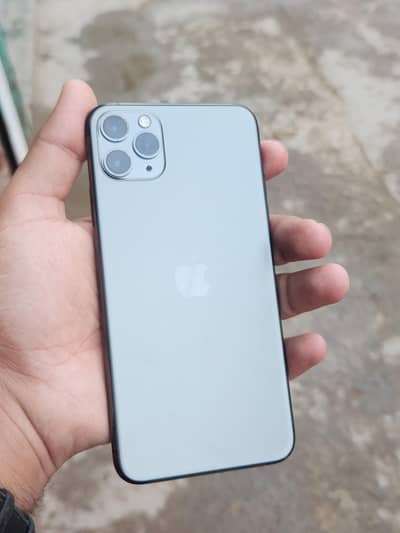 Iphone 11 Pro Max | 81% Bh | Waterpack