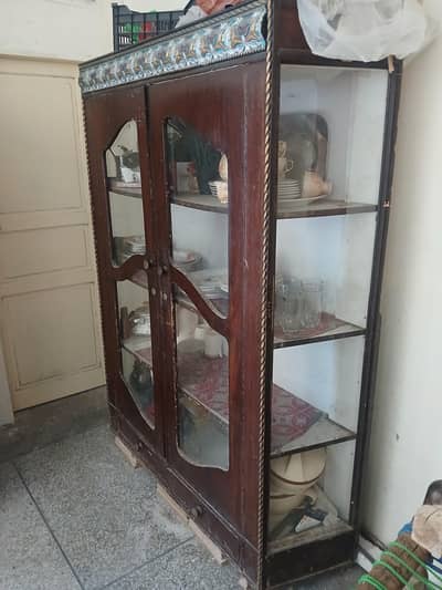 dubal door Wooden Showcase&glass