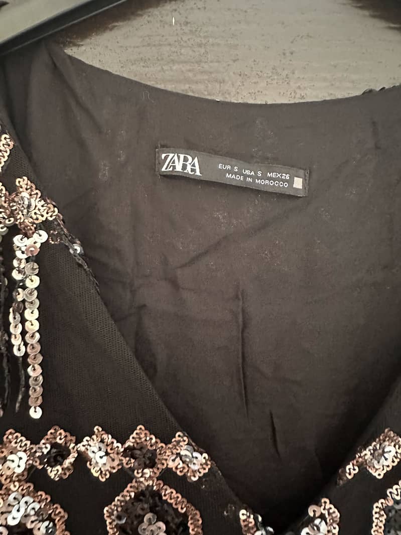 Sequins dresse 1