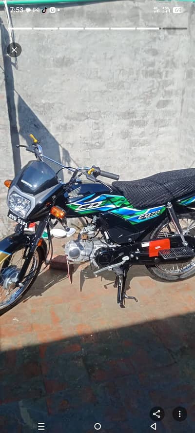 Honda cd70 dream 2025 modal Black  first owner