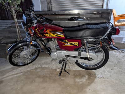 honda 125 bilkul new 10 by 10 condition orignel 1 num
