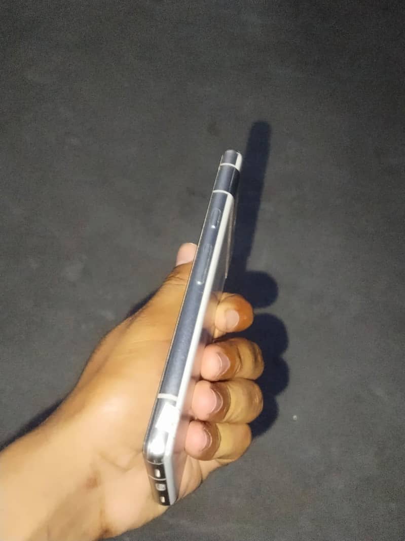 Google pixel 7a only mobile 1