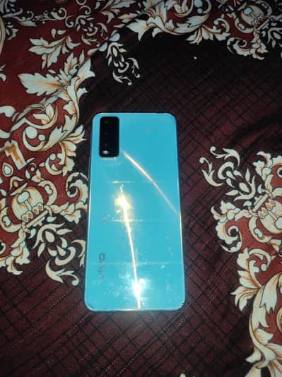 vivo y20 4/64 with box
