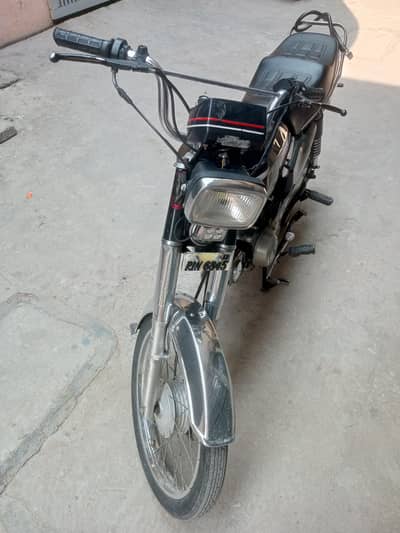HERO CD70