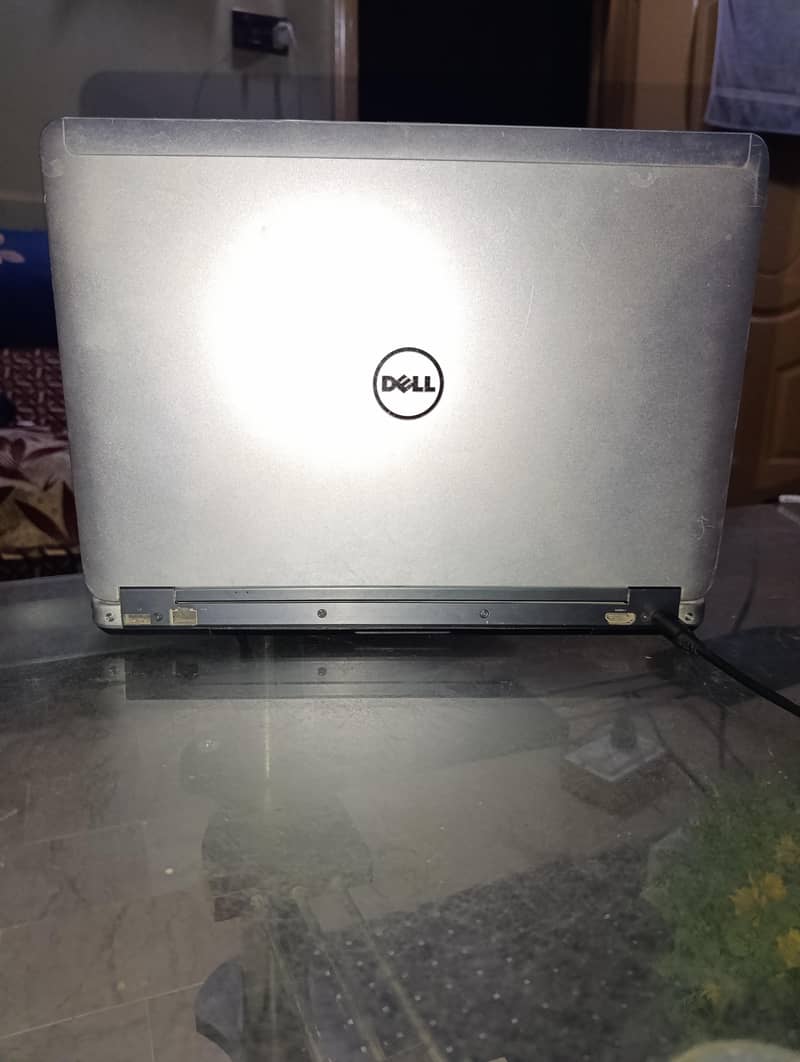 Dell Latitude E6440 4