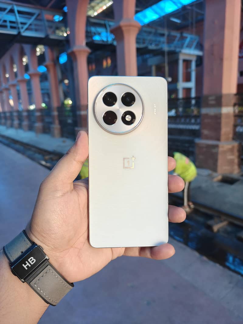 Oneplus Ace 5 7