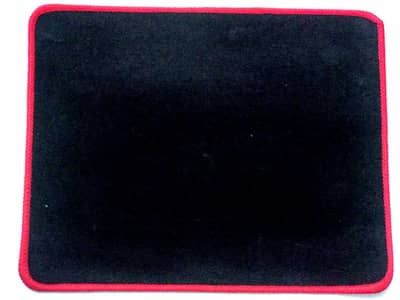 Gaming Mouse Pad – Anti-Slip Base (26×21cm)