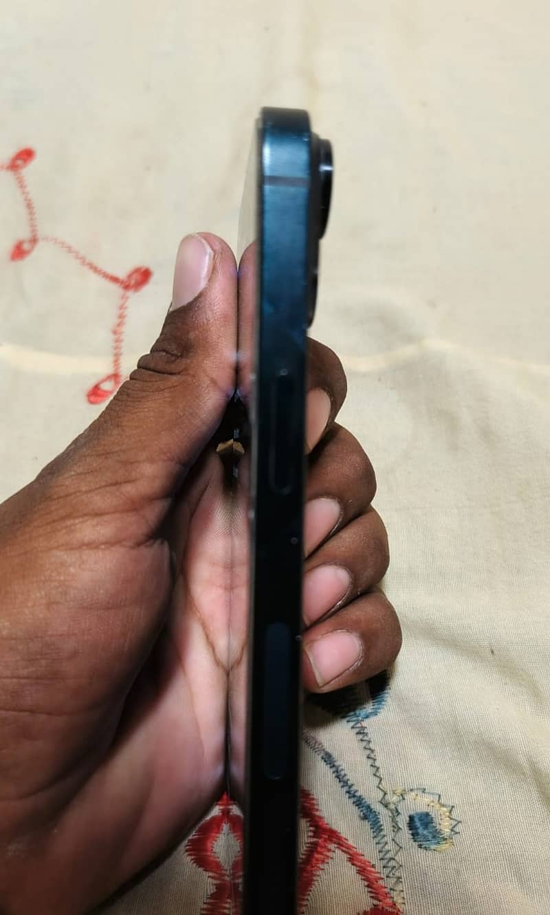 Apple iPhone 14 2