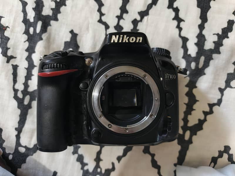 D7100 2