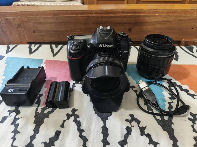 D7100 12