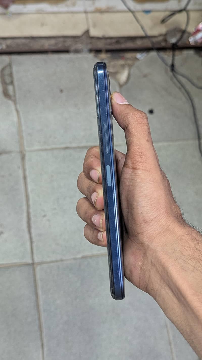 Infinix note 12 4
