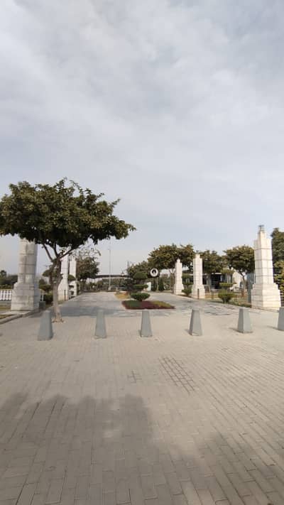 Beautiful Lane Plot Available At Best Location In Dha 2