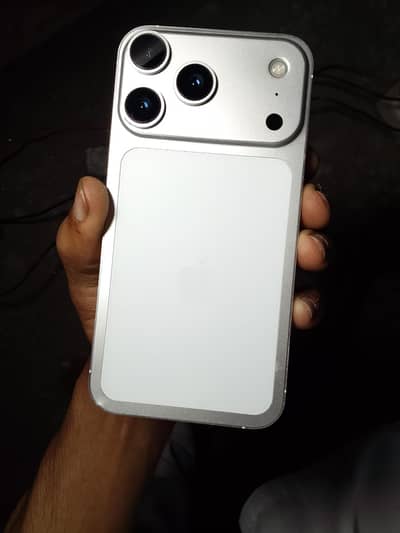 iphone 17 pro max xr convert