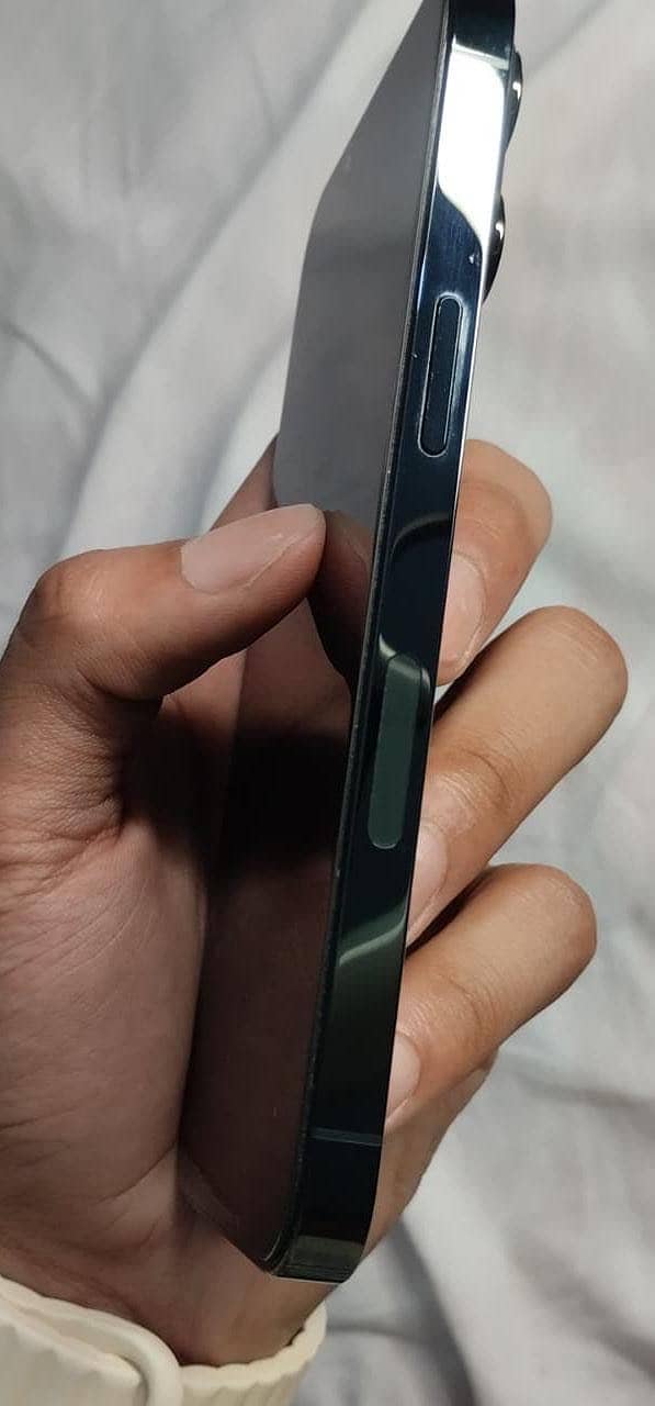 Iphone 13pro 1