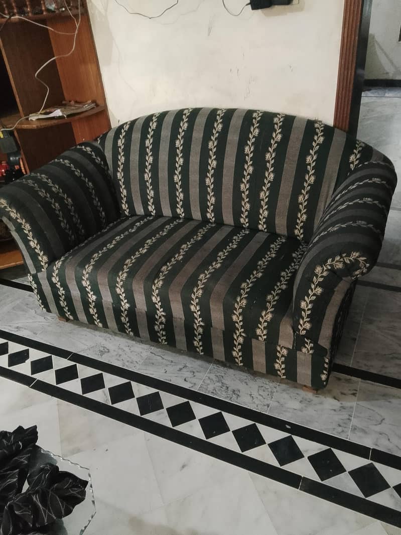 dewan+2seater 0