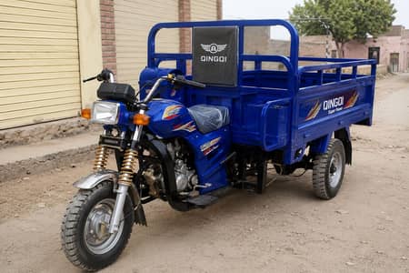 Loader rickshaw for rent