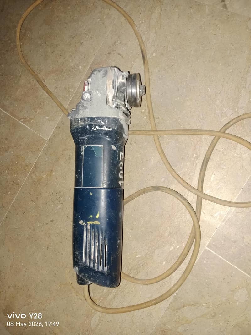 angle grinder bosch 1