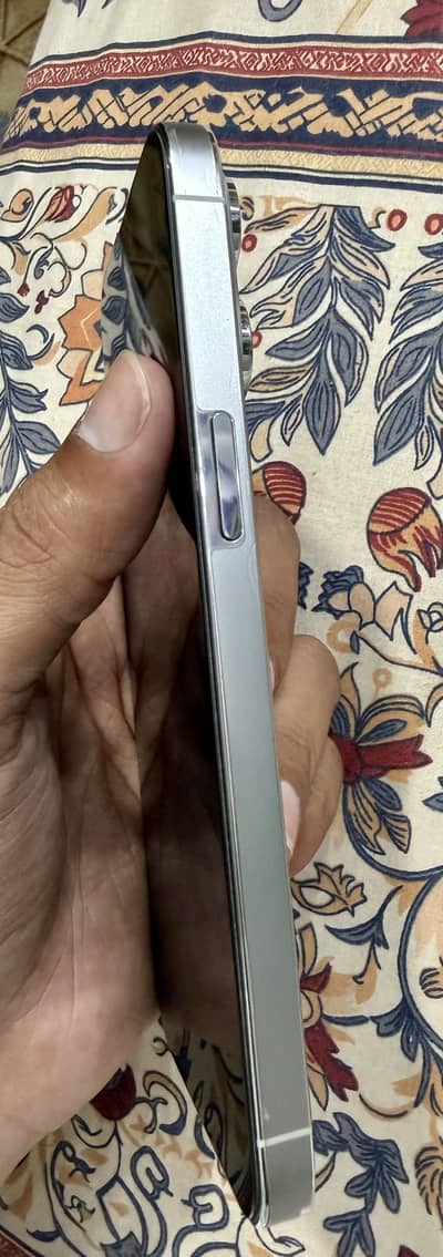 I phone 14 pro Max