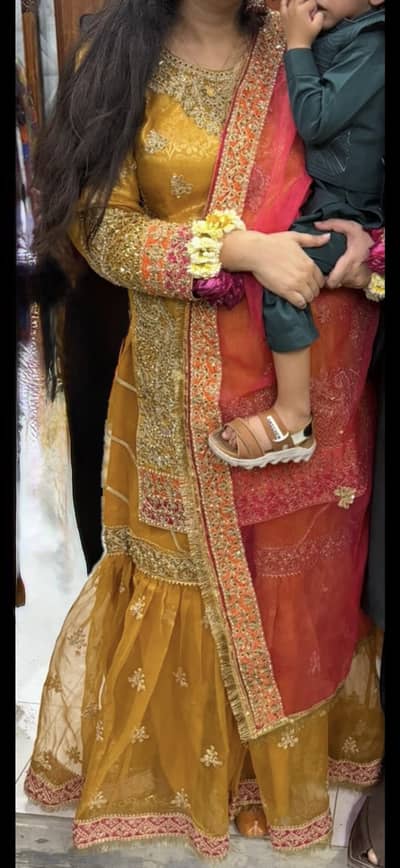 Mehendi dress with custom made potli