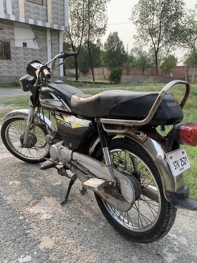 Honda cd 70 (2008 model) only copy available